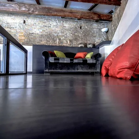 Cavour Loft Lägenhet